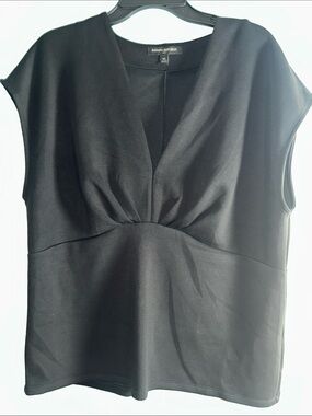 Banana Republic Black V-Neck Cap-Sleeve Peplum Tank